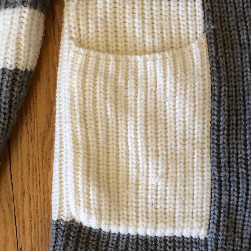 A new day hooded cardigan - Picture 3 of 6
